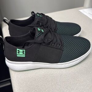 Under Armor Men’s shoes